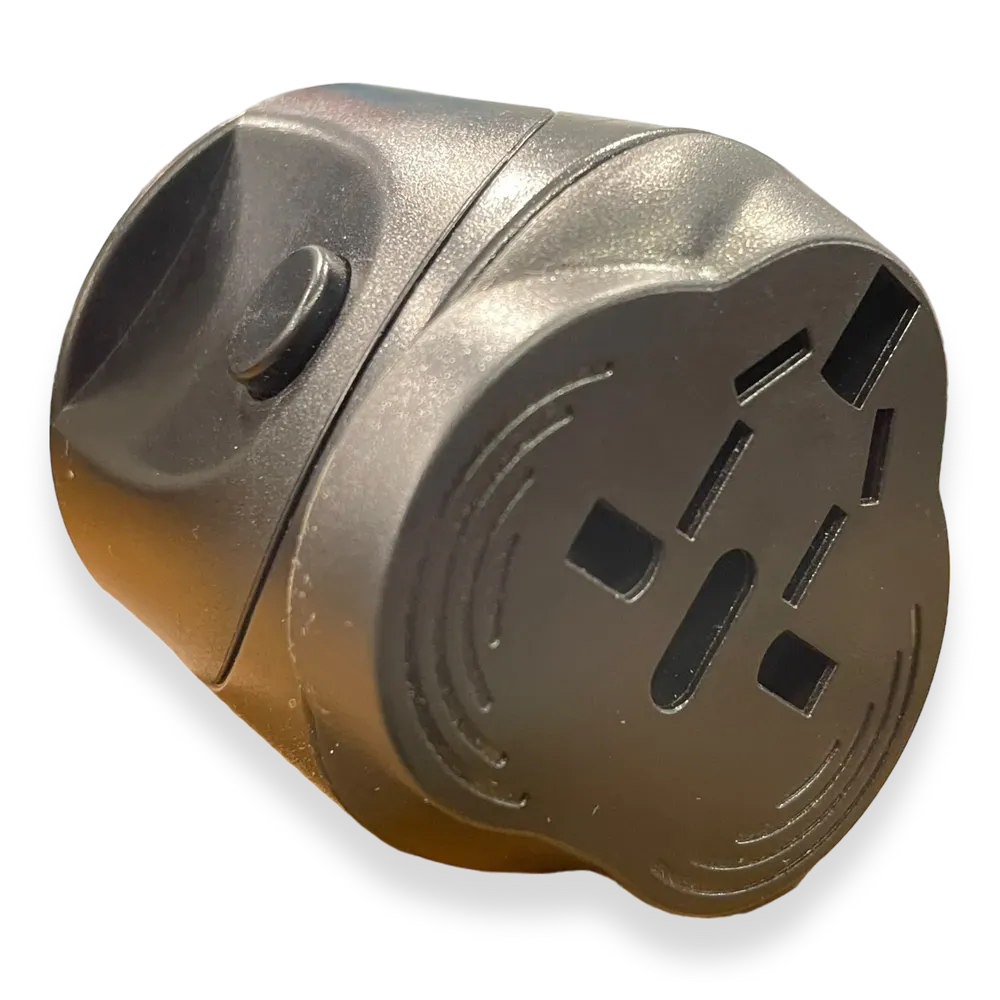 Image of product UNIVERSAL TRAVEL ADAPTER