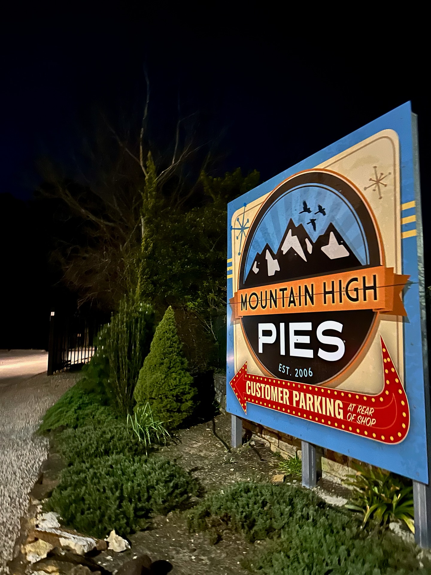 Mountain High Pies