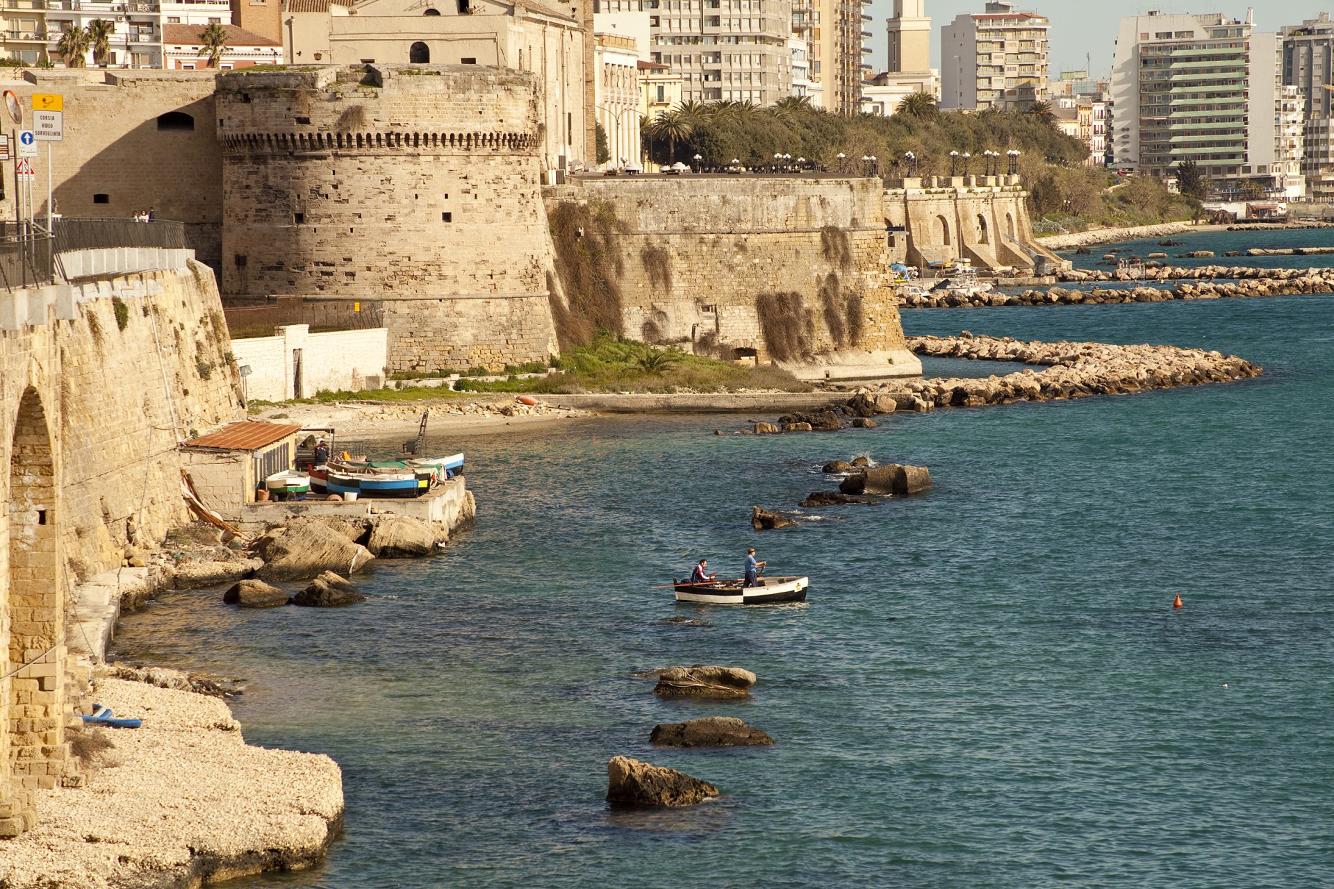 Taranto (132 hotels)