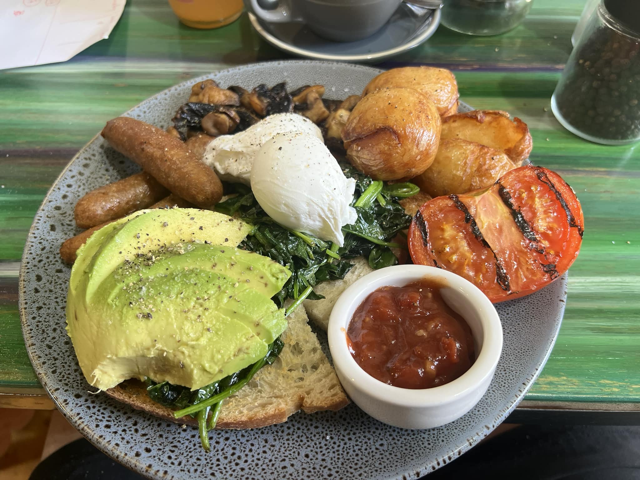 One Tree Hill Cafe & Kitchen