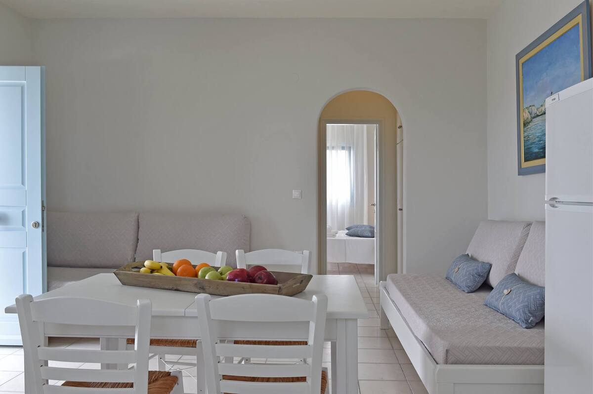 Tonia Apartments - Golden Beach
