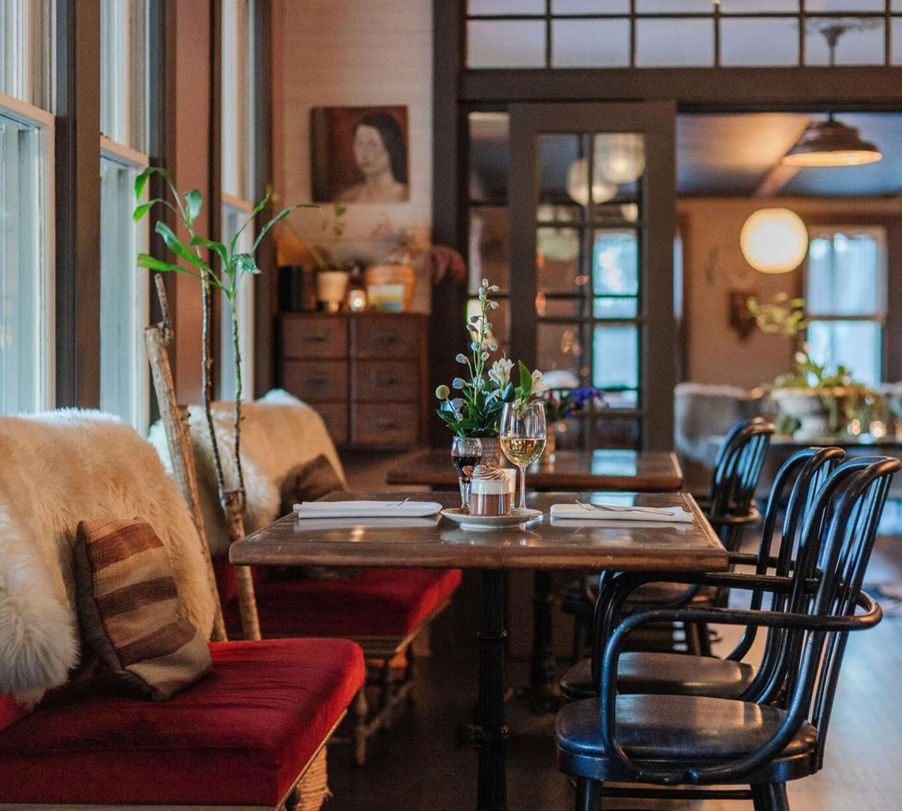 Foxfire Mountain House Bar & Restaurant