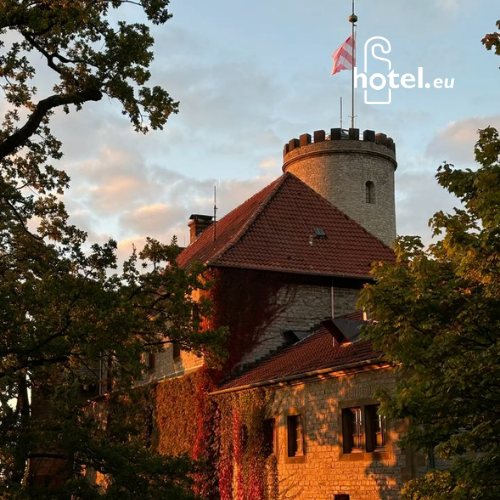 BIELEFELD 100+ Stays and Explore