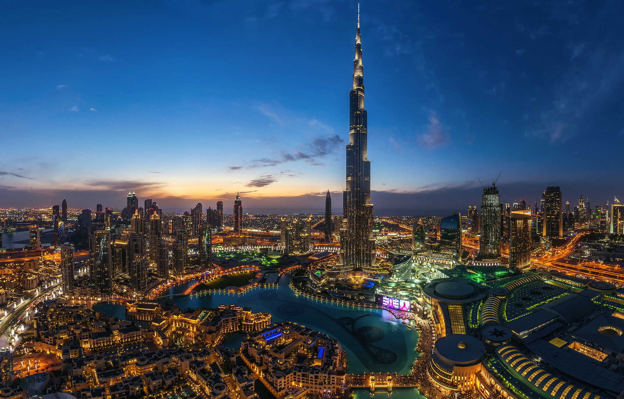 Dubai Incubator and Accelerator Programs