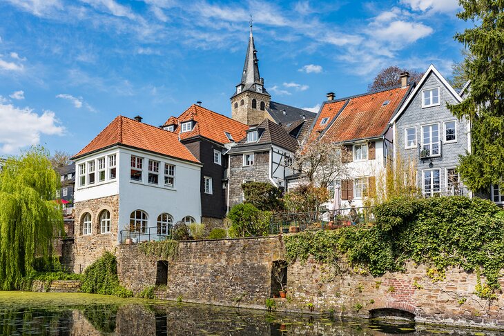 Essen (76 hotels)