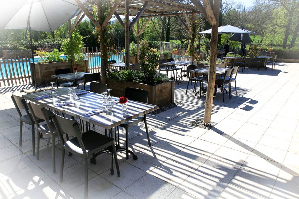 HÔTEL LES TROIS SOLEILS DE MONTAL