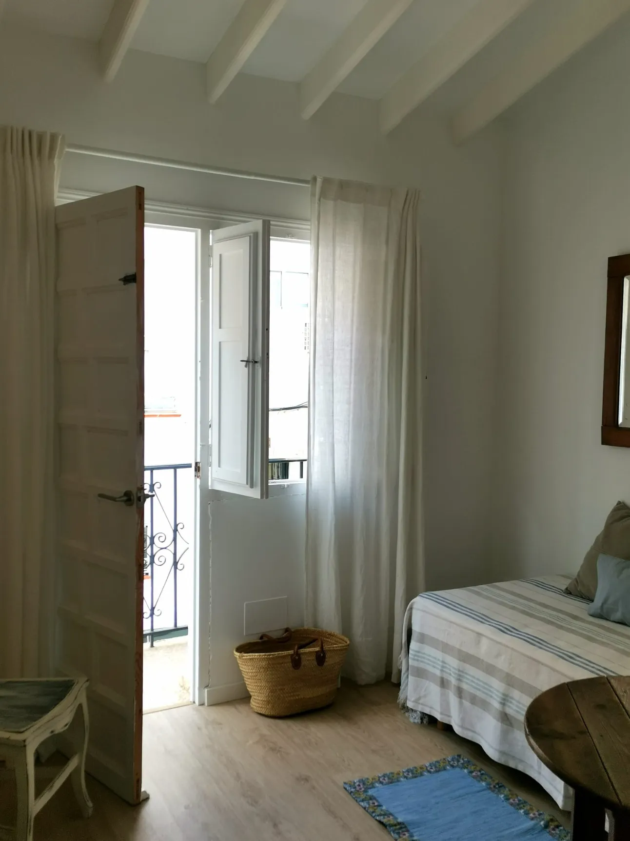 Ana's Guest House