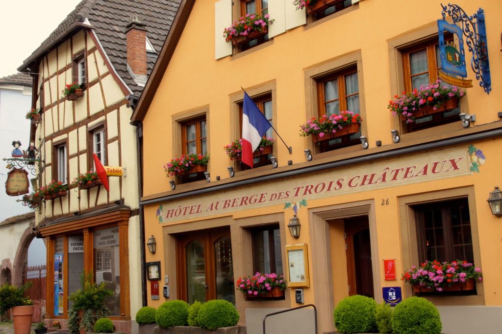 AUBERGE DES TROIS CHÂTEAUX