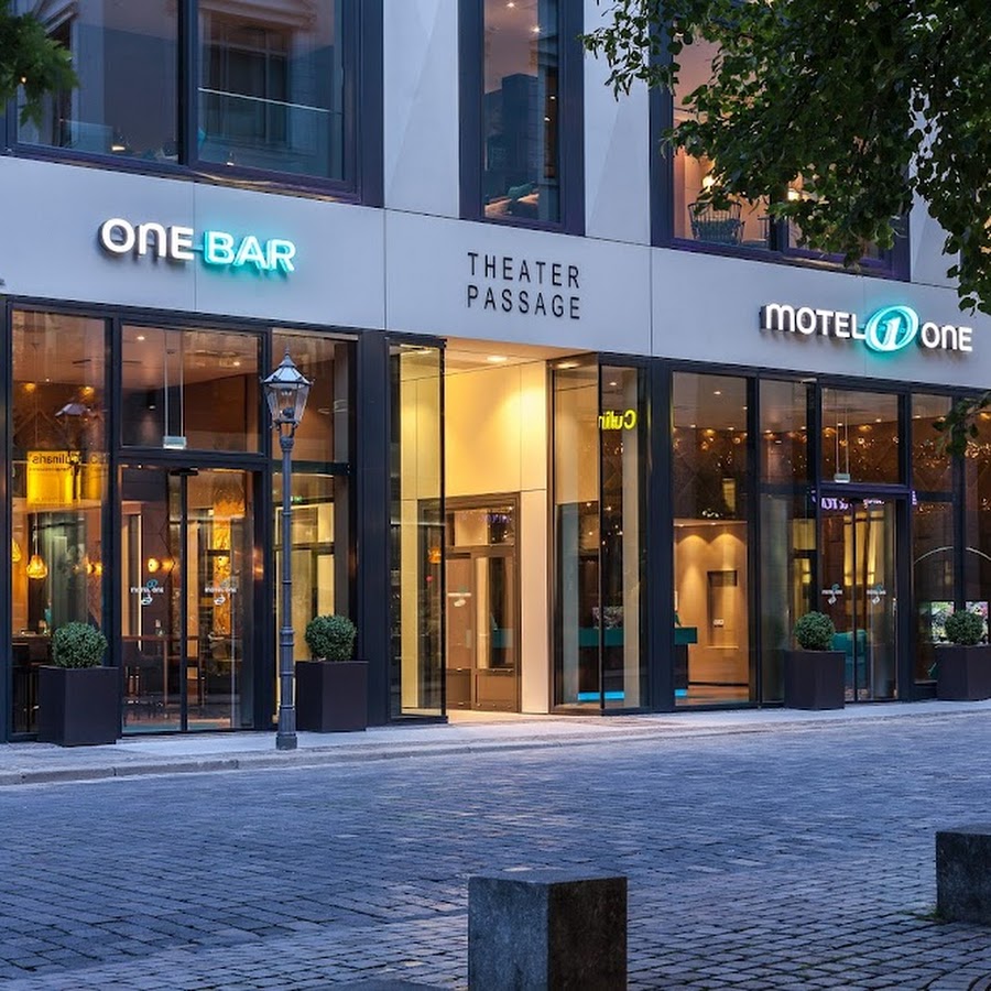 Hotel Motel One Leipzig-Augustusplatz