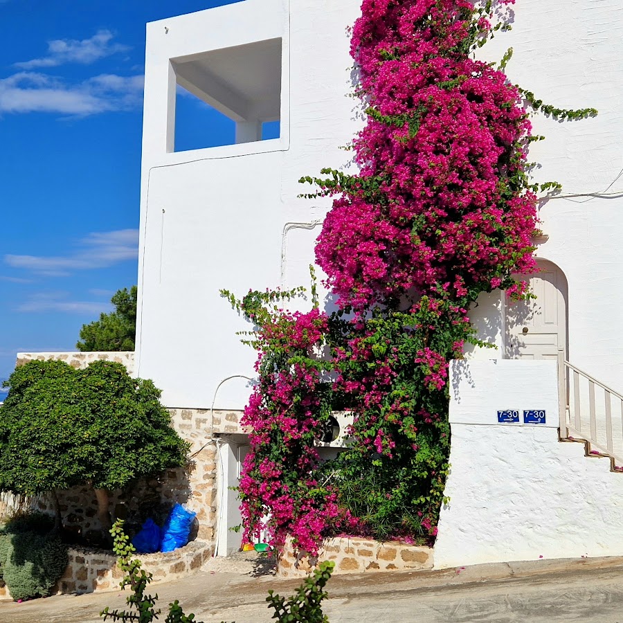 Karpathios Studios Pefkos