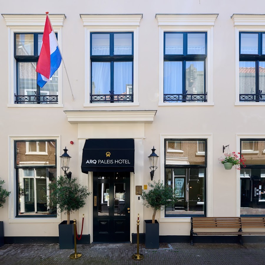 Paleis Hotel