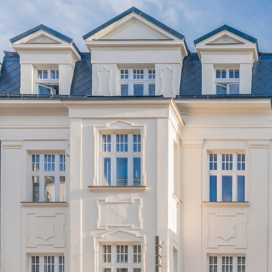 Revelton Suites