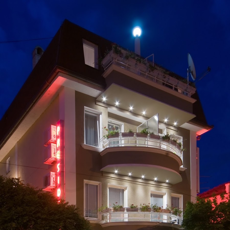 Hotel President De Luxe