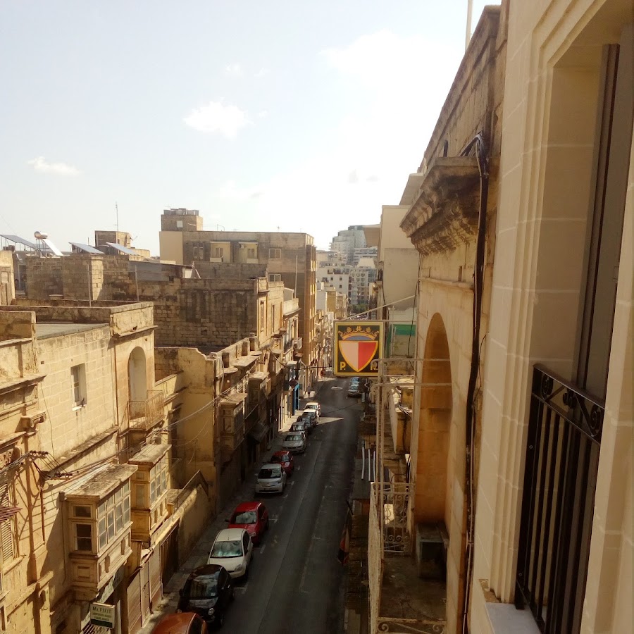 AM Language – Suite Block 1