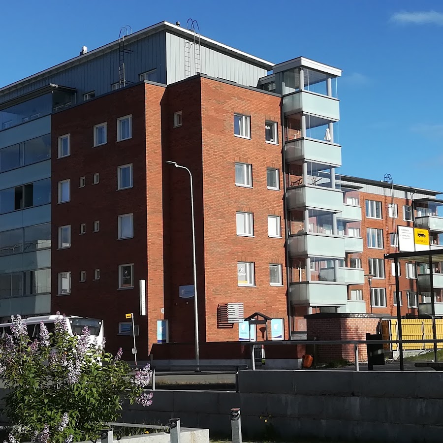 Arctic Oasis Apartments