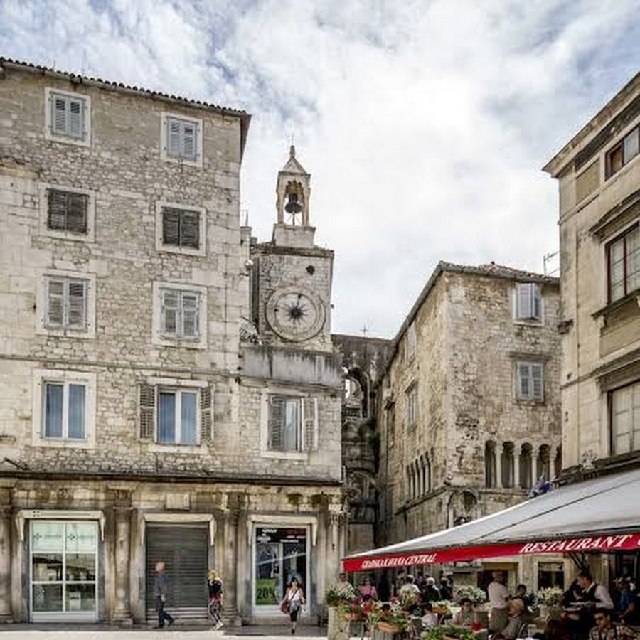 Centro di Centri Rooms