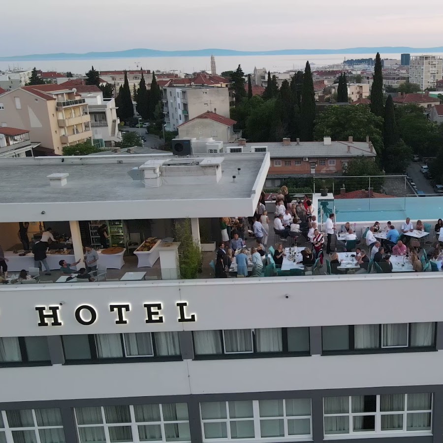 Art Hotel and Art Hotel Annex Building