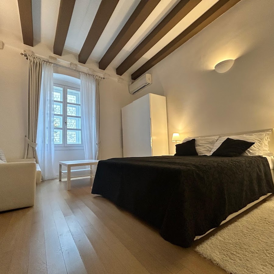 Rooms Klarisa Palace
