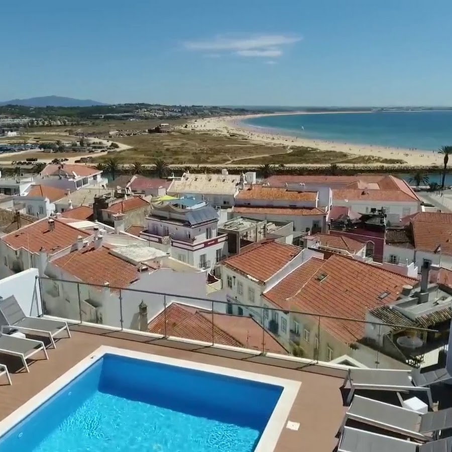 Top City Hostel & Suites