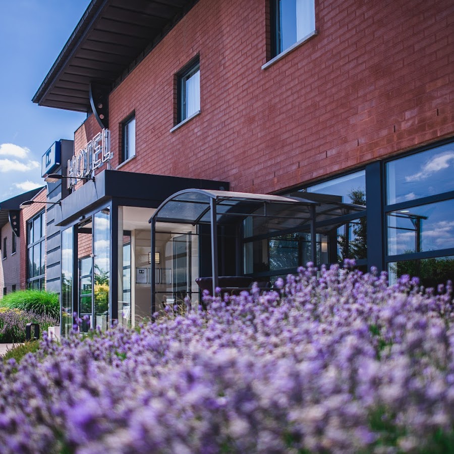 DC Hotel Restaurant Charleroi Airport