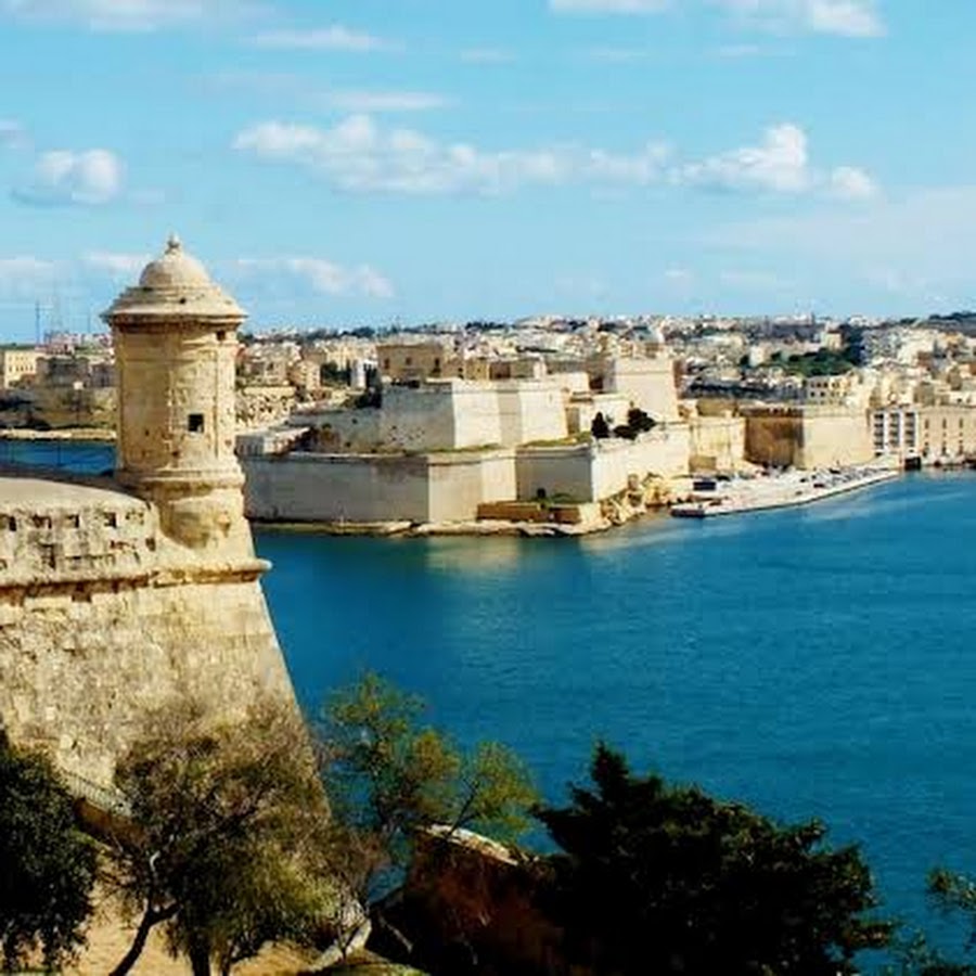 Blue Harbour Holiday Apartments - St Paul's Bay -By GetawaysMalta