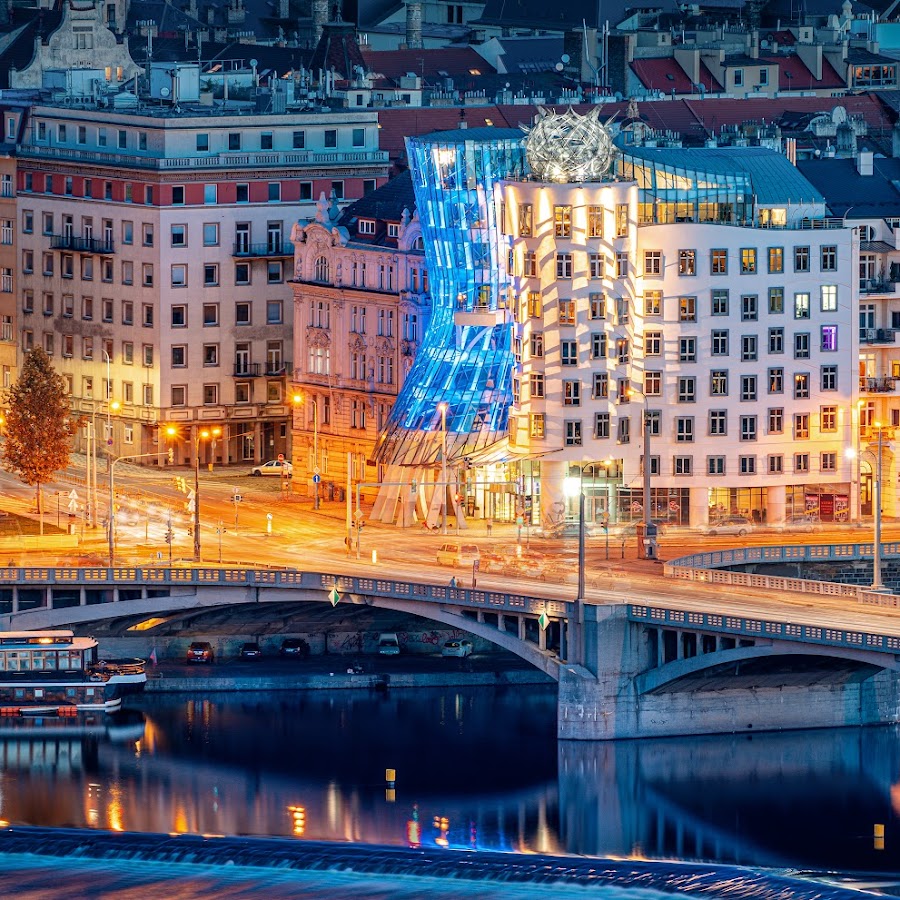 Dancing House - Tančící dům hotel