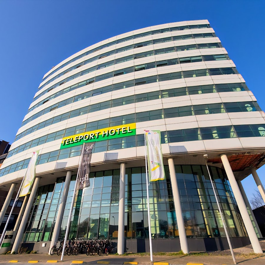 The Hague Teleport Hotel