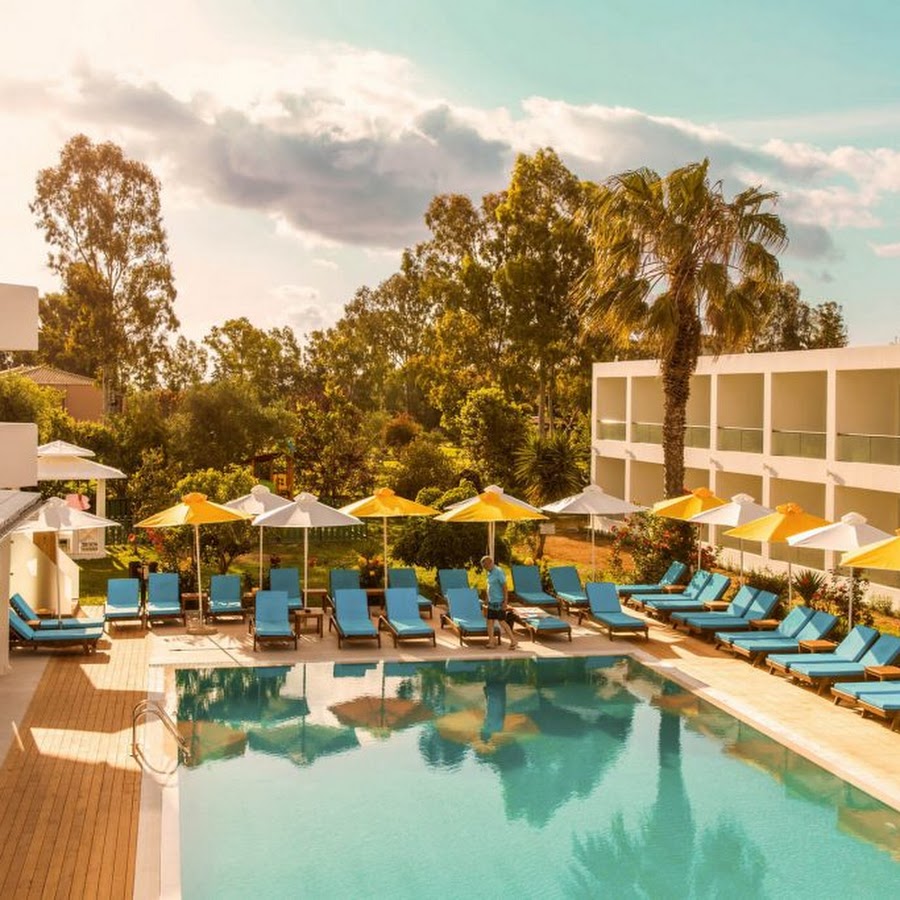 Nasos Hotel & Resort