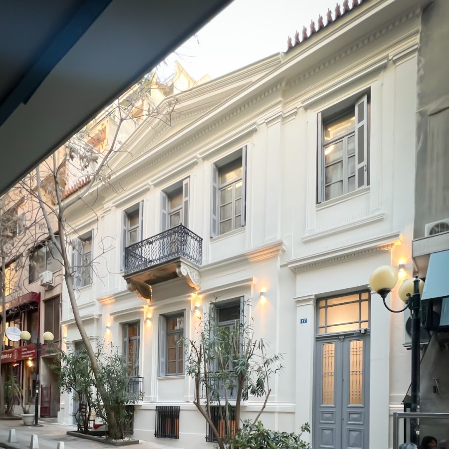 When in Athens Hostel