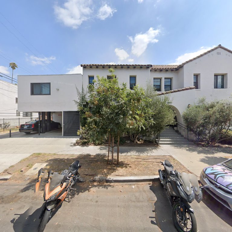 1006-1008 N El Centro Ave