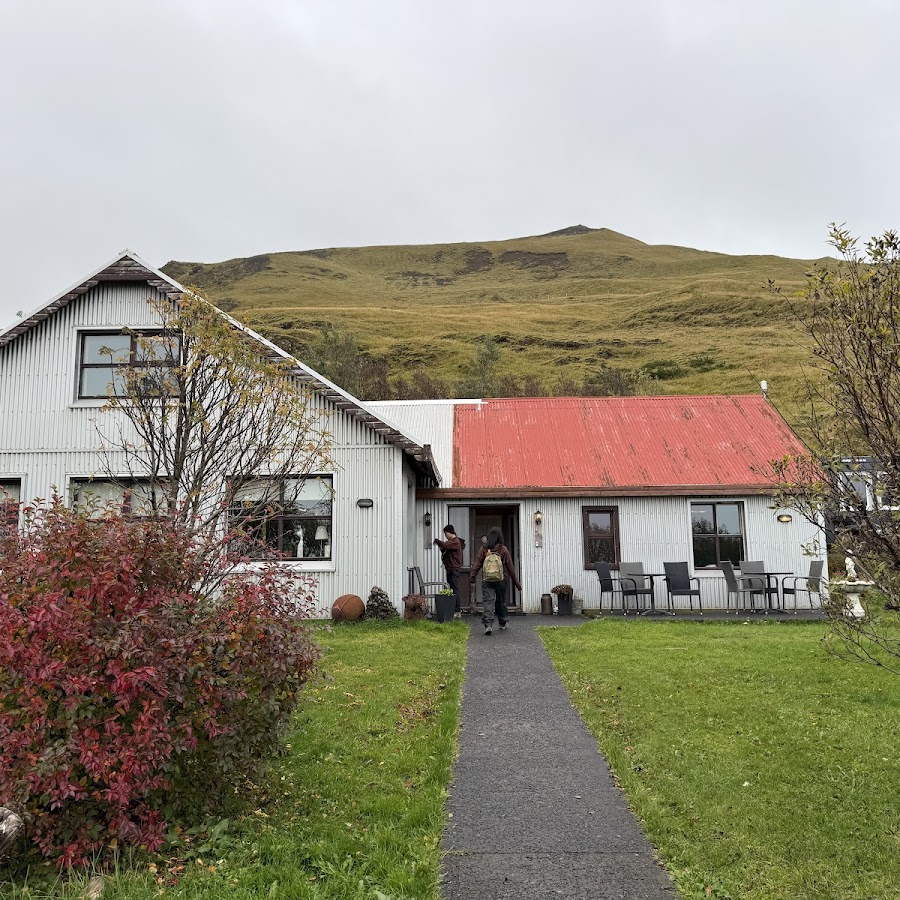 Prestshús 2 Evening Sun Guesthouse