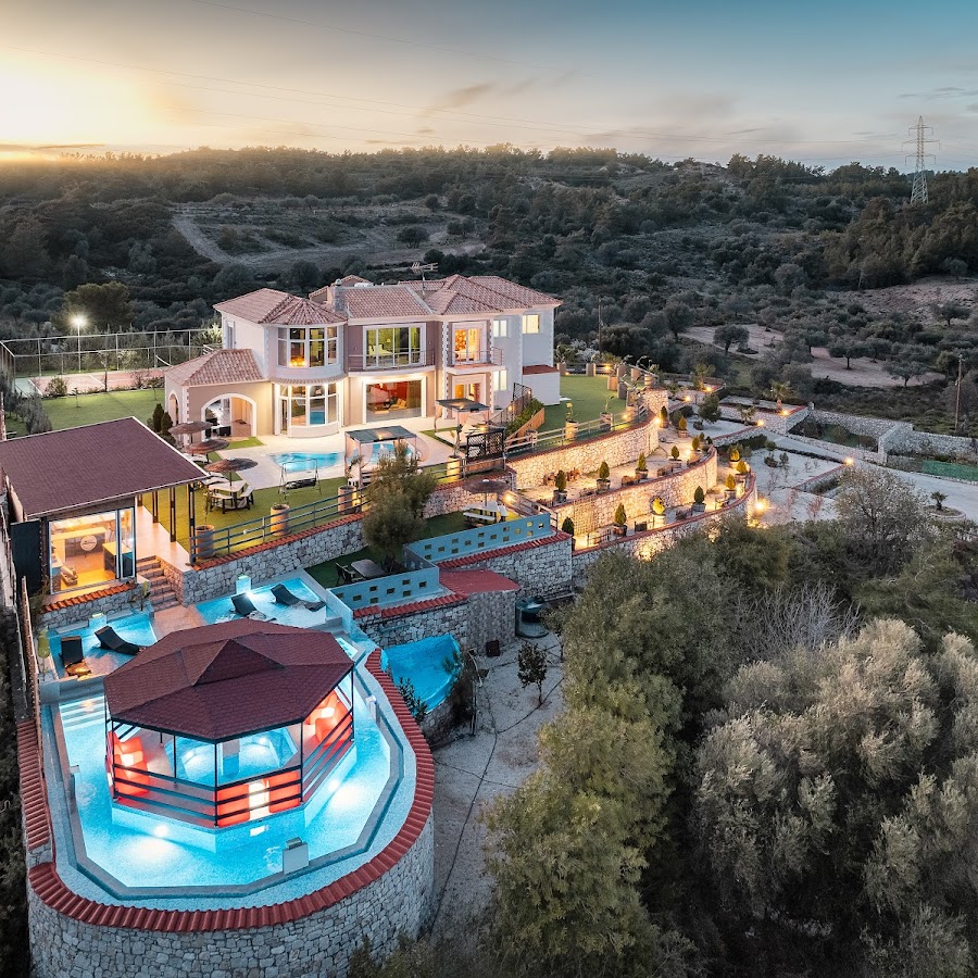 Modern luxury Villa paramithia