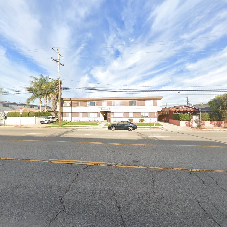 11915 Jefferson Blvd