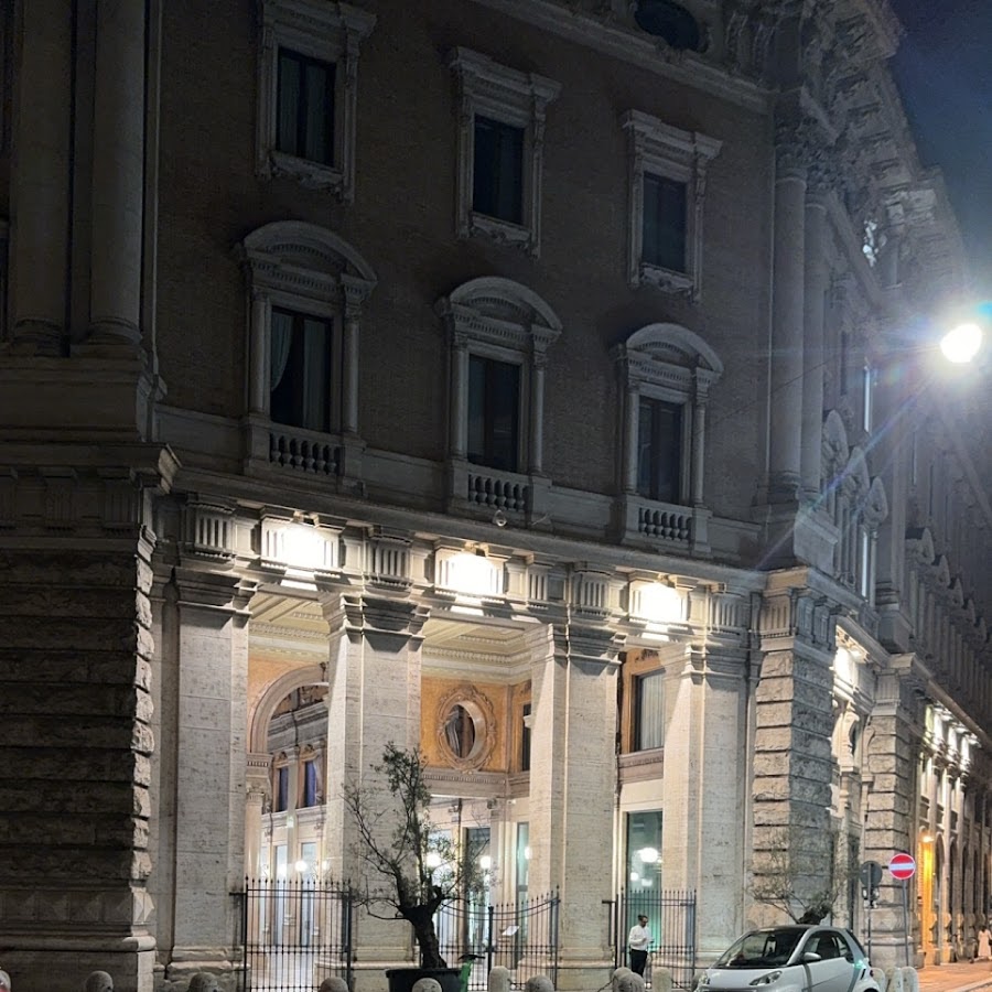 VG Fontana di Trevi 5 Stelle