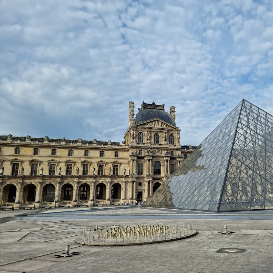 Louvre Museum