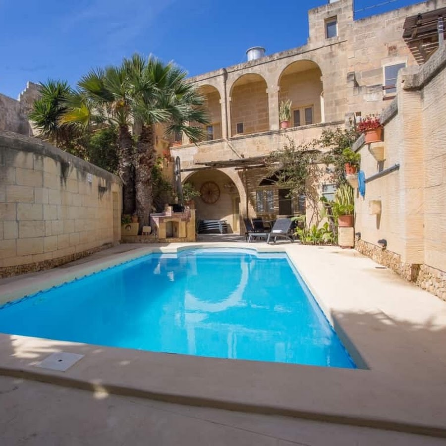 Ta' Nikola Farmhouse