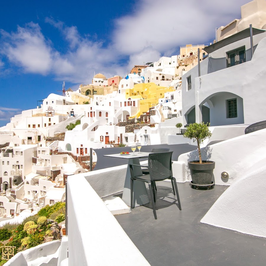 Theodora suites