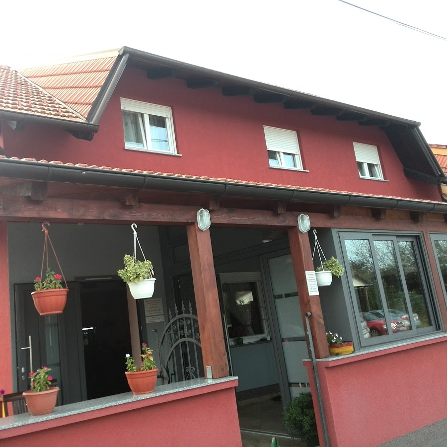 LUGARNICA Restaurant&Rooms