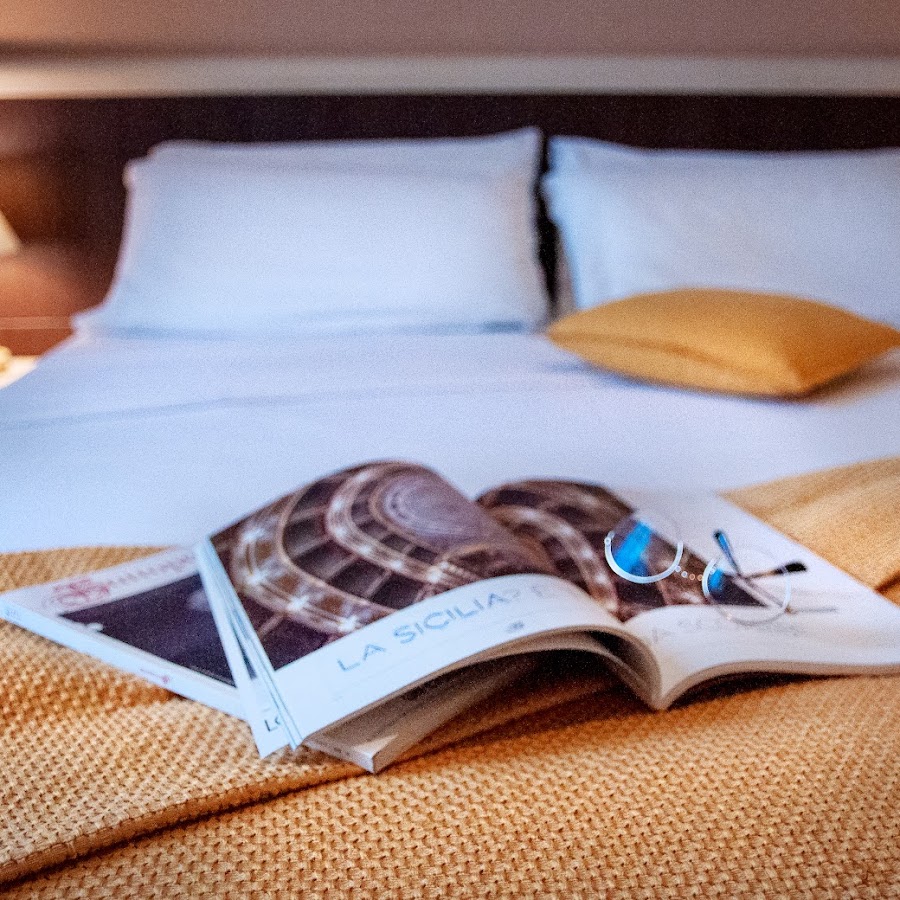 1 7 4 Via Roma, Rooms Breakfast, B & B