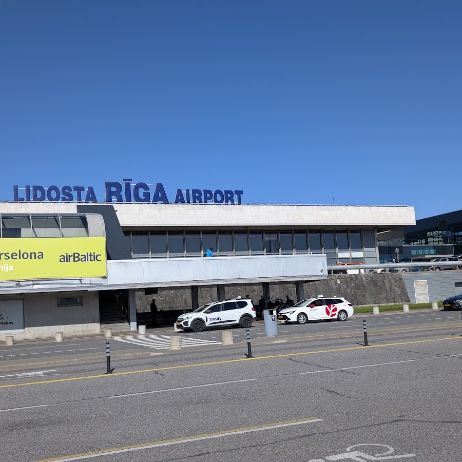 Kepler Club Riga Airport - Airport Hotel and Lounge (Public Area, Landside)