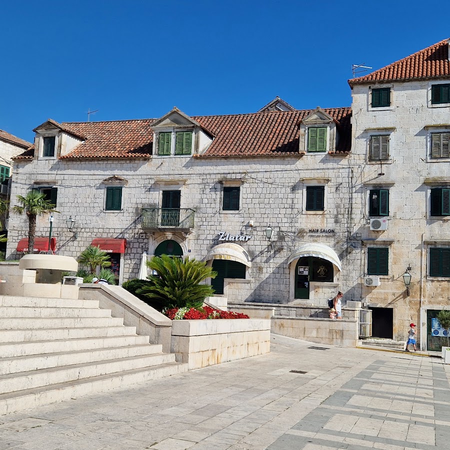 Apartmani Emilija Makarska