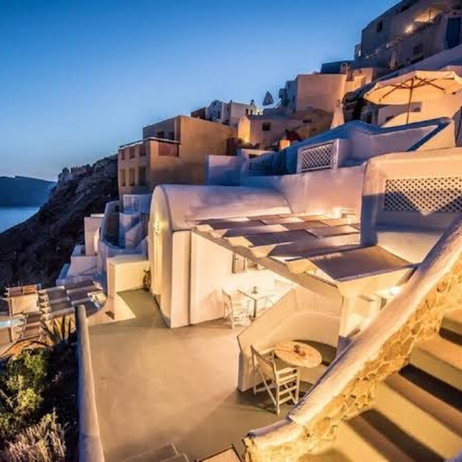 Virginia's Cave Villas
