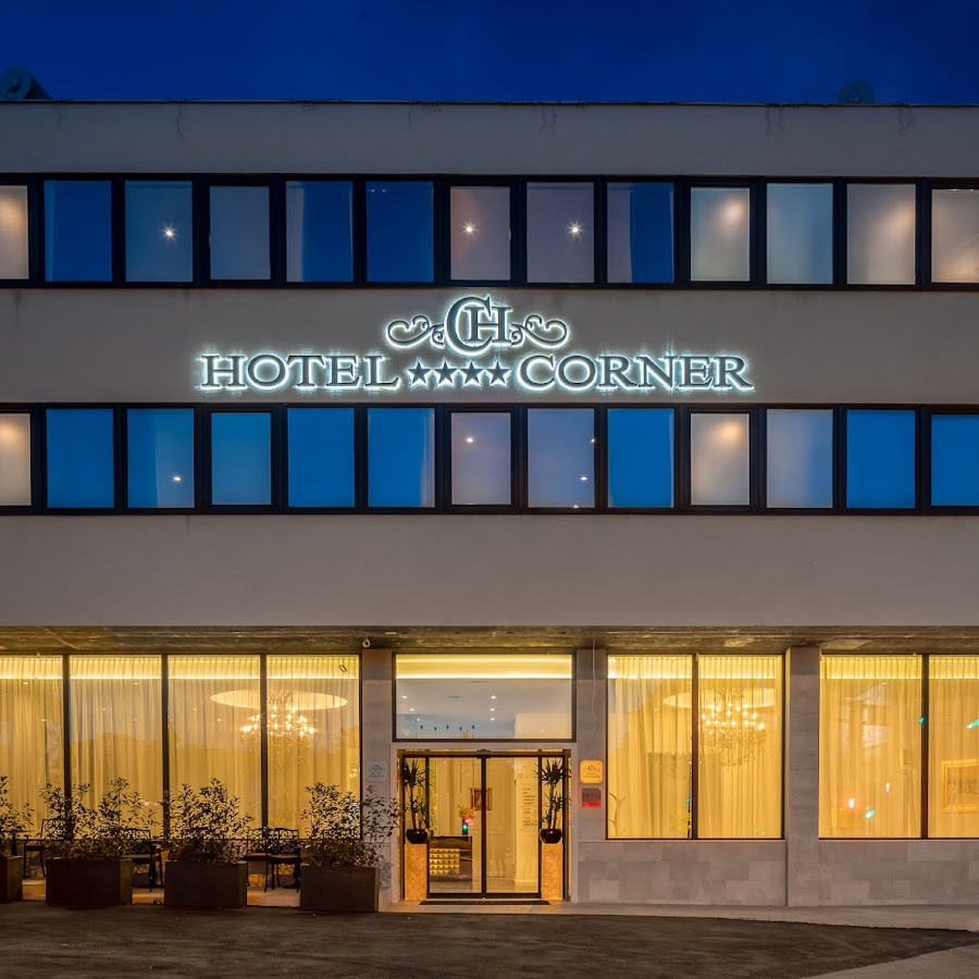 Hotel Corner