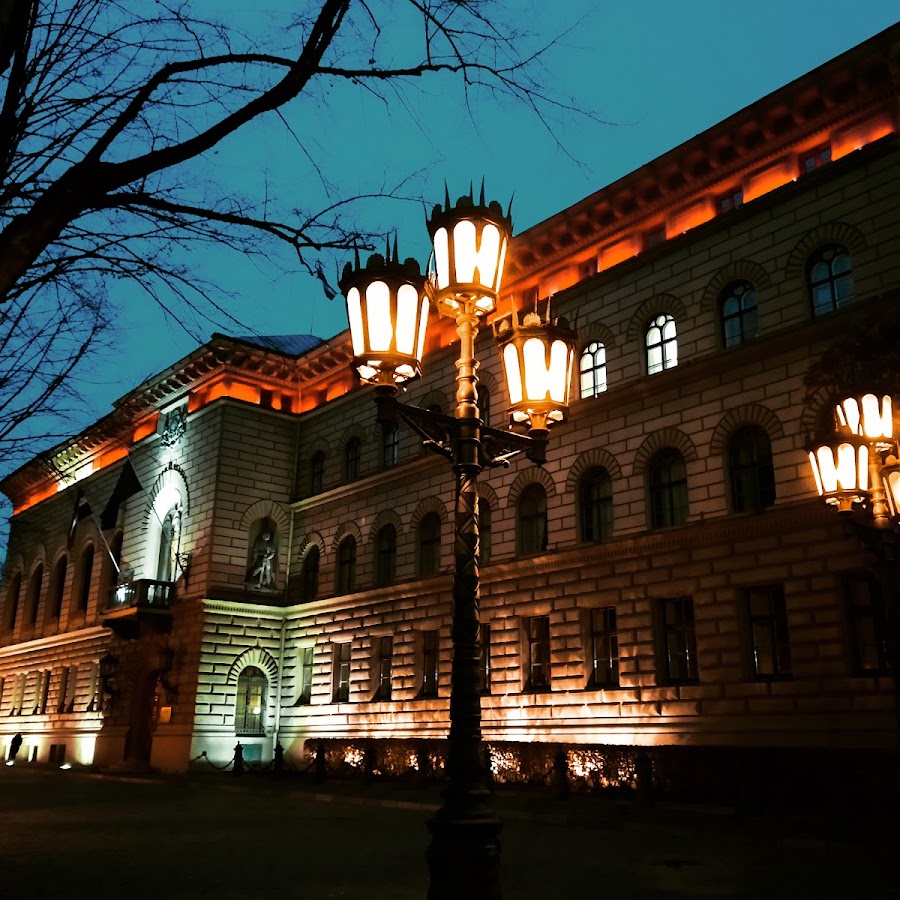 Cinnamon Sally Backpackers Hostel