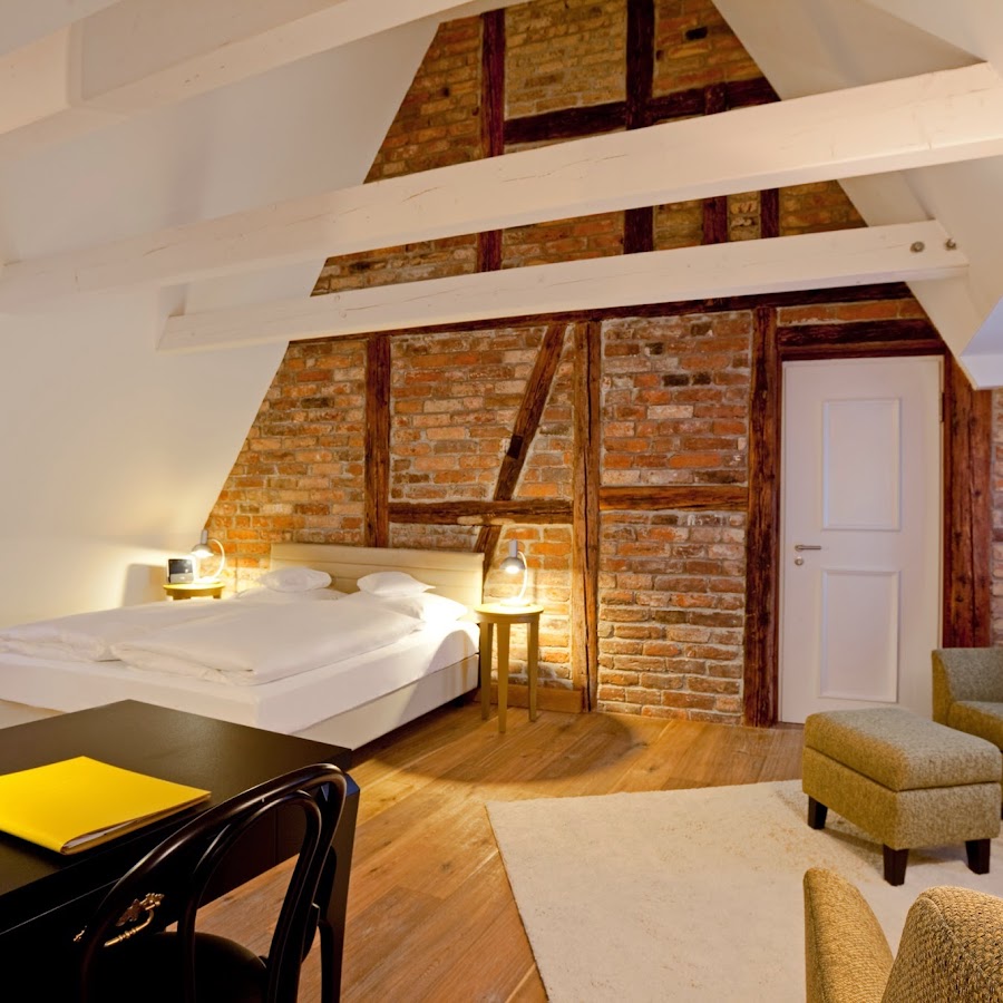 Vagabond Club - Townhouse