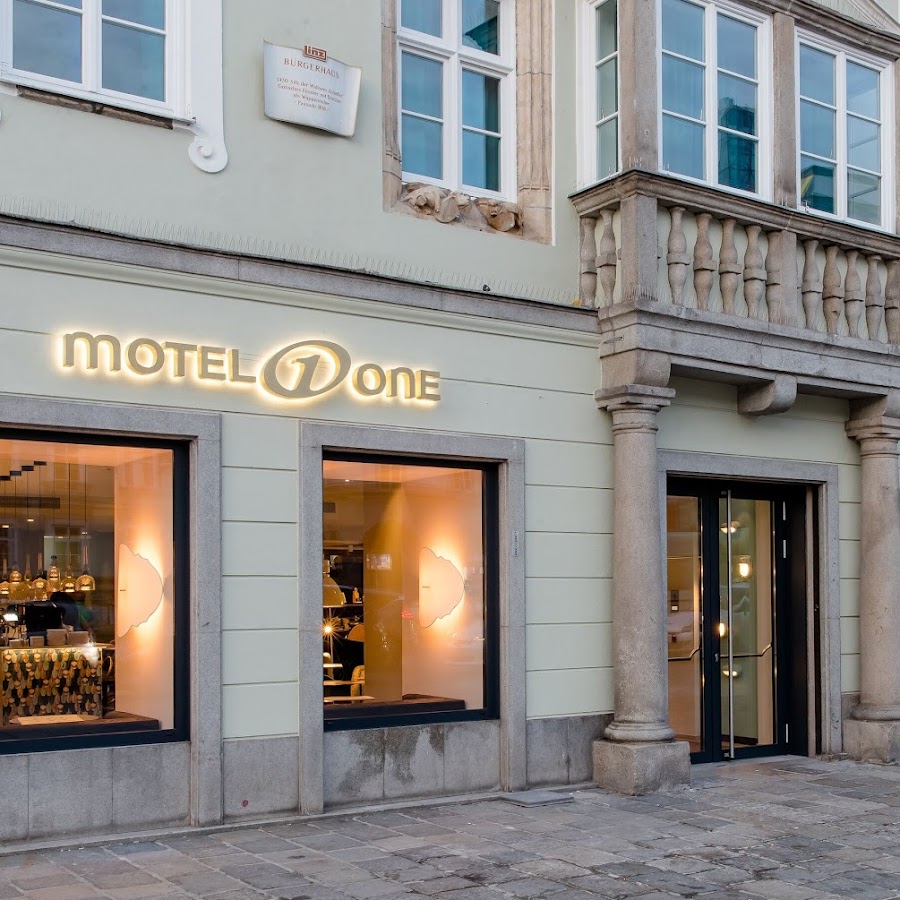 Hotel Motel One Linz-Hauptplatz