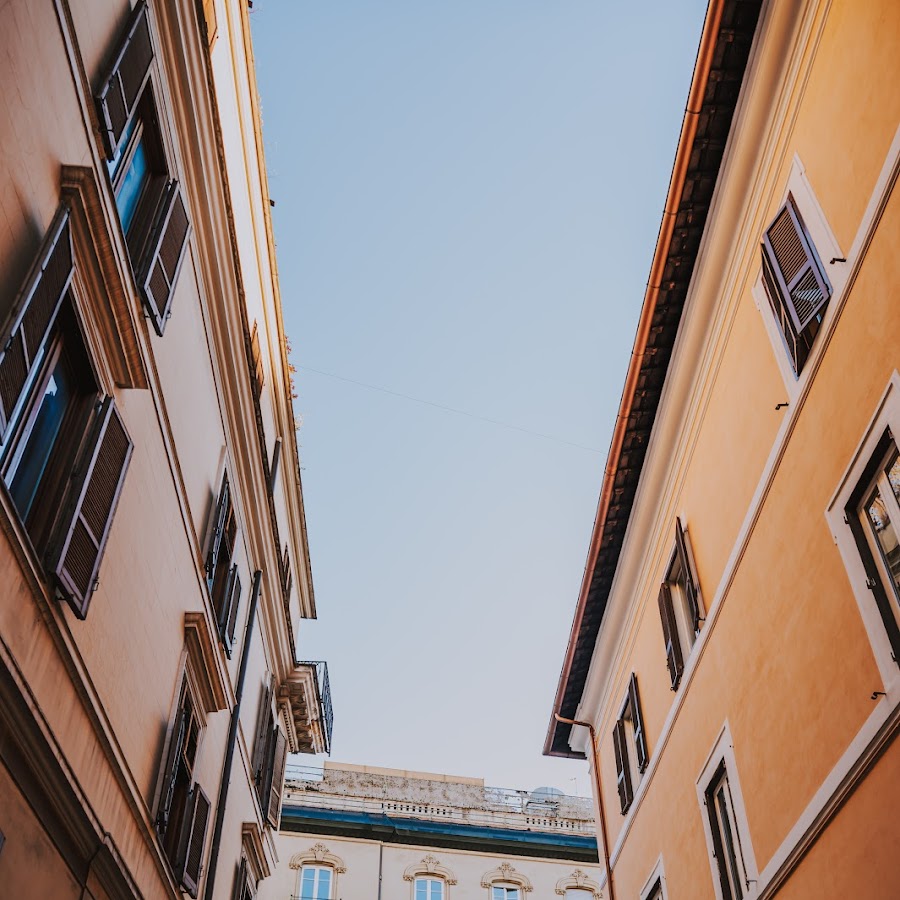 Albergo delle Regioni, Barberini-Fontana di Trevi
