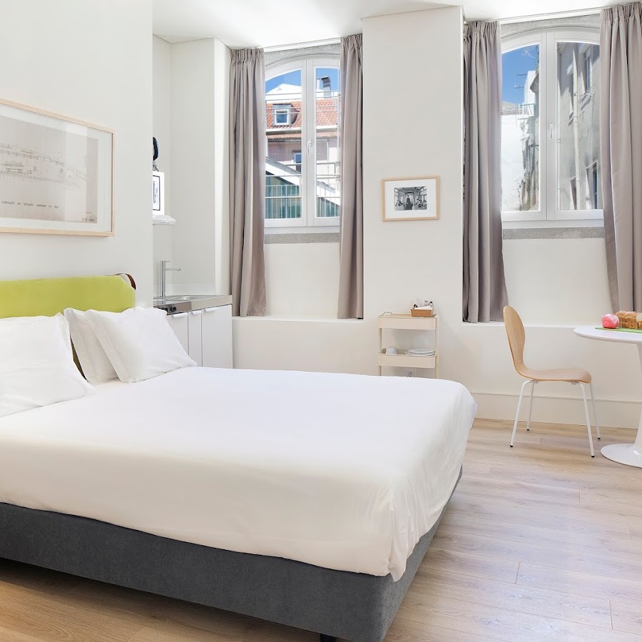 Lisbon Serviced Apartments - Elevador da Bica