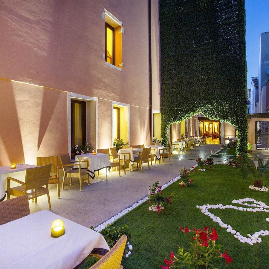 Ai Mori d'Oriente Hotel