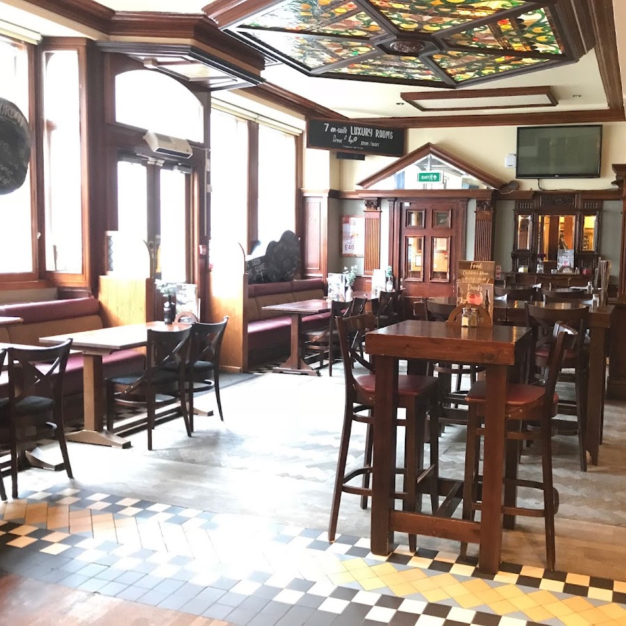 The Globe Inn